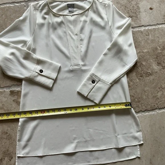 Chico's Off White Tunic Top Long Sleeve‎ Blouse Button Detail - Picture 7 of 10